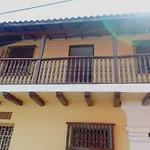Habitación privada ciudad amurallada